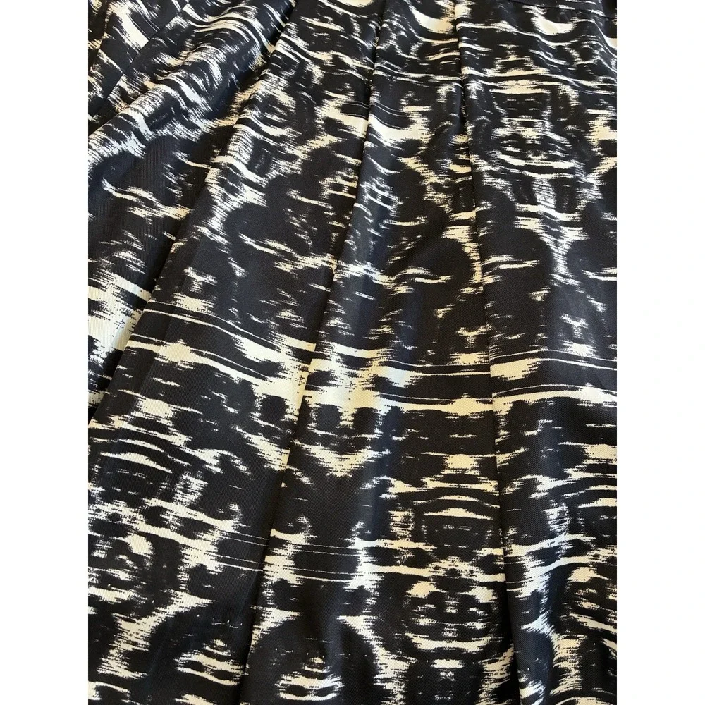 J. Crew NWT blurred‎ ikat pleated printed skirt B4435 Black/white size 10